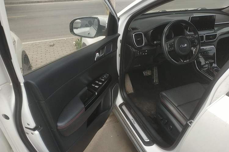 Used Kia KX5 2019 1.6T Automatic Two-Wheel Drive Luxury Edition
