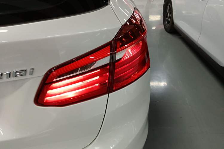 Used BMW 2 Series Active Tourer 2016 218i Fashion Model
