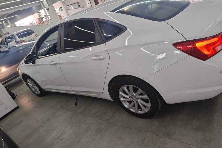 Used Buick Verano 2018 Sedan 15S Automatic Leading Model
