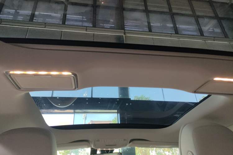 Used Mercedes-Benz E-Class 2021 Restyled E 300 L Sport Luxury Edition
