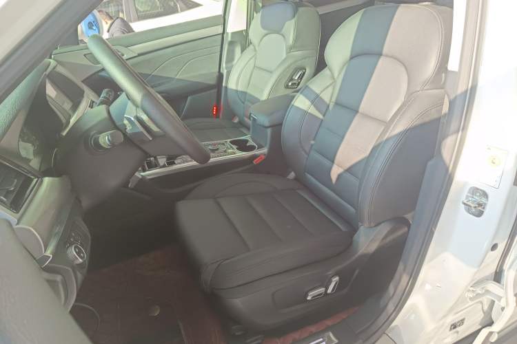 Used Haval H7 2017 Blue Label H7L 2.0T Automatic Prestige Model