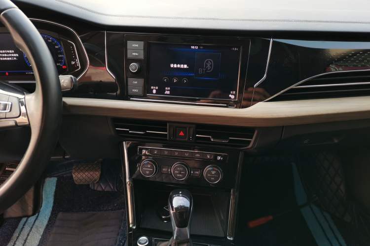 Used Volkswagen Passat 2019 330TSI Luxury Edition China VI Standard
