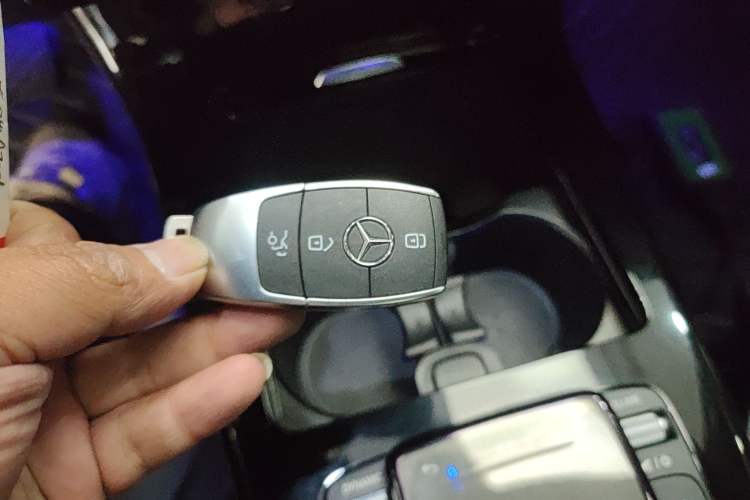 Used Mercedes-Benz A-Class 2021 A 200 L Sport Sedan Fashion Model
