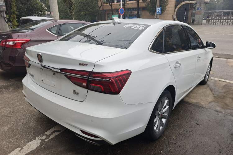 Used Roewe i6 2017 20T Automatic Internet Smart Edition