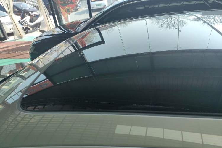 Used BMW 5 Series 2017 520Li Elegant Edition
