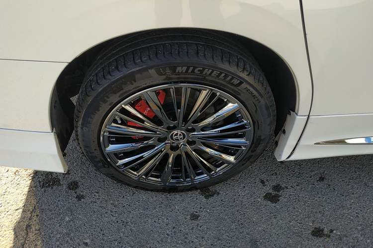 Used Toyota Vellfire 2020 Dual-Engine 2.5L HV Luxury Edition
