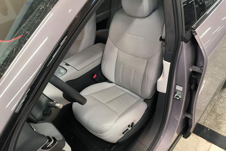 Used XPeng G6 2025 625 Long-Range Max Flagship Edition