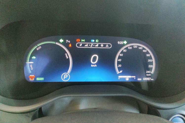 Used Toyota Granvia 2023 2.5L Hybrid Flagship VIP Edition
