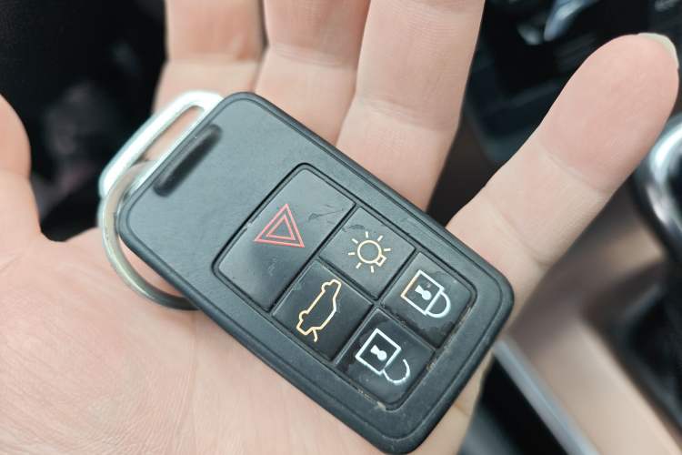 Used Volvo XC60 2017 T5 Smart Upgrade Edition
