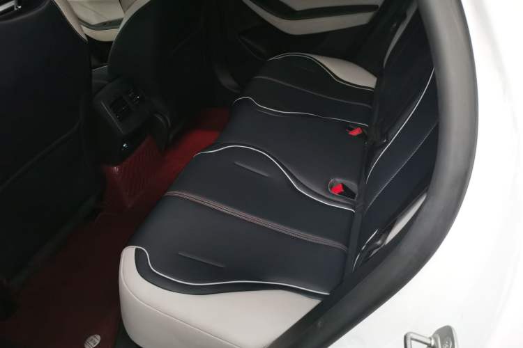 Used BYD Qin PLUS 2021 EV 400KM Luxury Model
