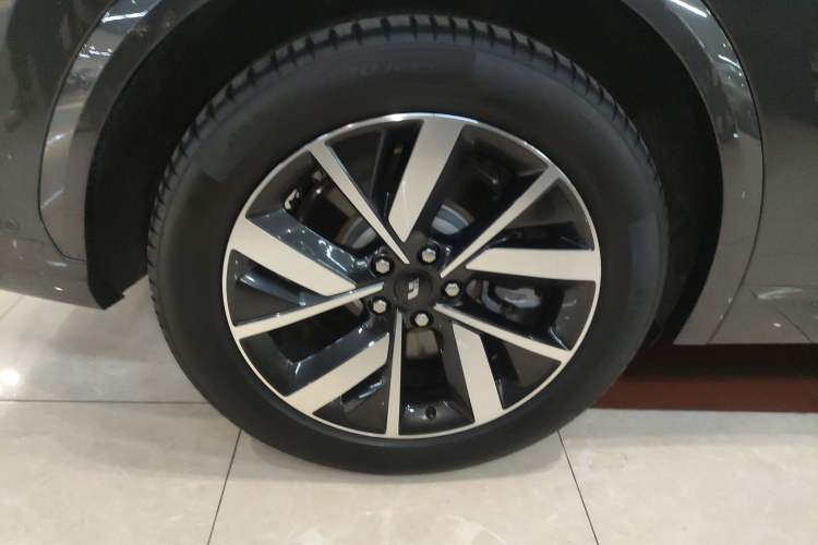 Used Li Auto L7 2023 Pro Model
