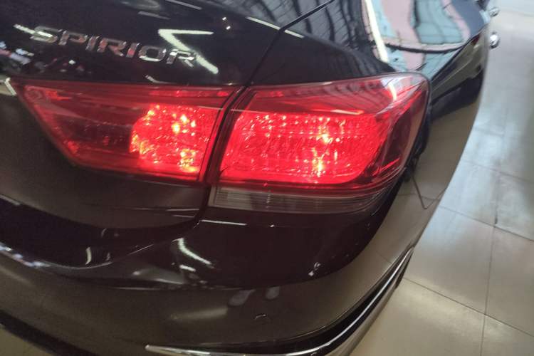 Used Honda Spirior 2017 2.0L Classic Edition
