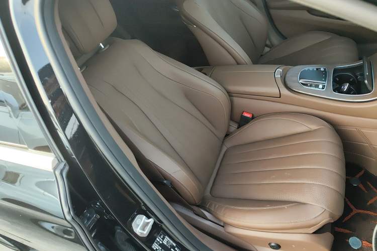 Used Mercedes-Benz E-Class 2020 Restyled E 300 L Exclusive Edition
