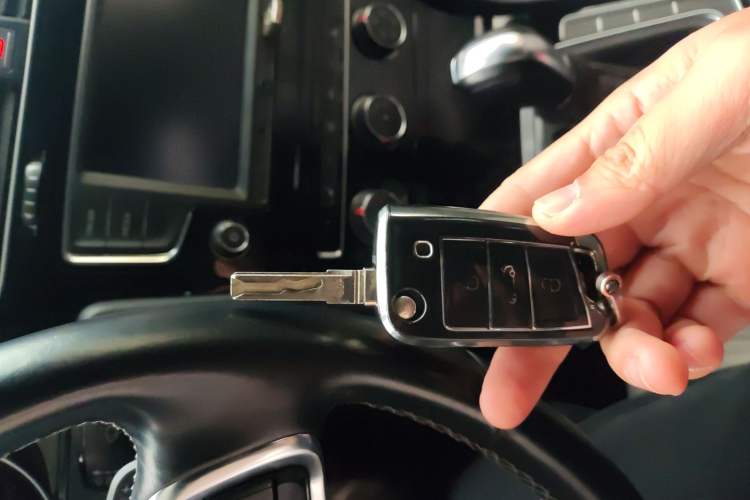 Used Volkswagen Golf 2017 280TSI Automatic R-Line Million-Vehicle Commemorative Edition
