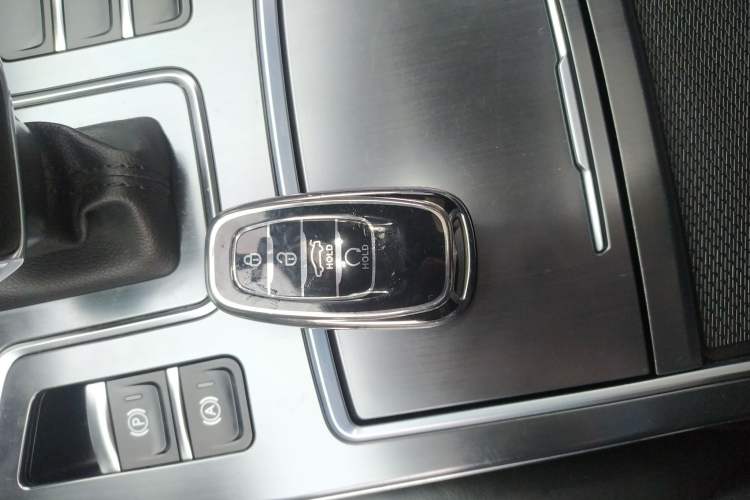 Used Hongqi H5 2022 Classic Model Facelift 1.5T DCT Qiyun Edition
