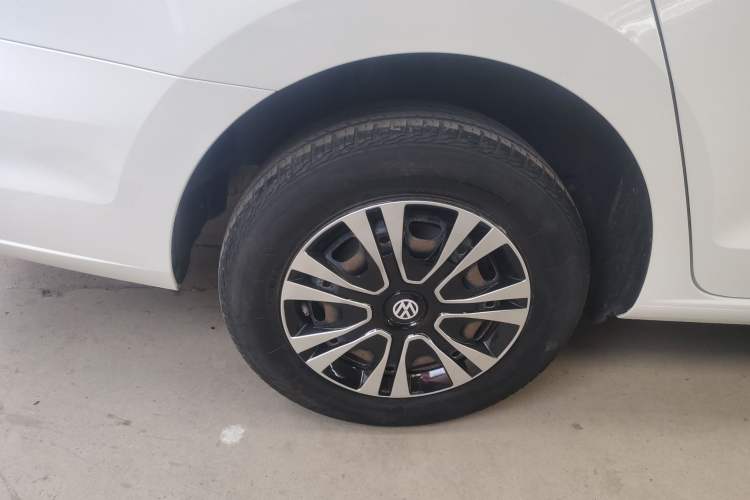 Used Volkswagen Jetta 2017 1.4L Manual Fashion Edition