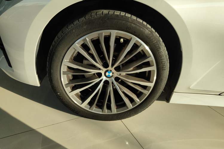 Used BMW 3 Series 2022 320i Sport Package
