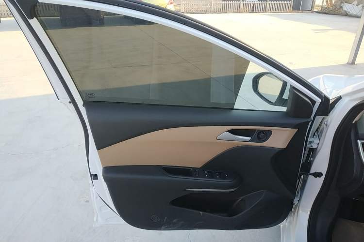 Used Chevrolet Monza 2022 320 Automatic Enjoyment Sunroof Version
