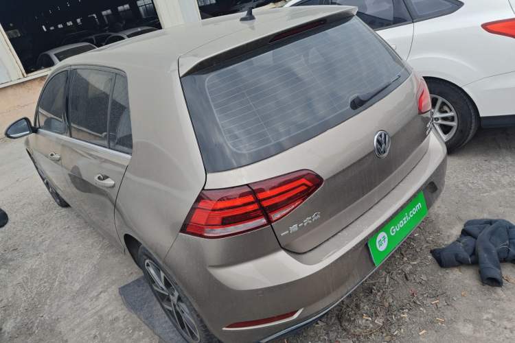 Used Volkswagen Golf 2020 200TSI DSG Comfortable and Ambitious Edition