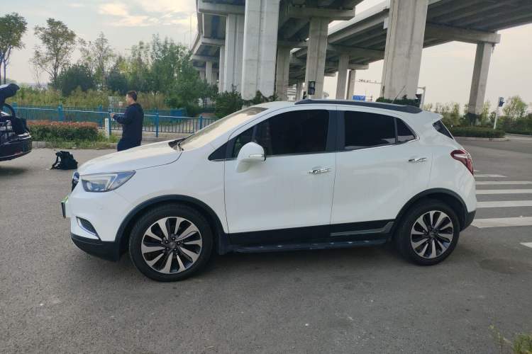 Used Buick Encore 2016 18T Automatic All-Wheel-Drive Flagship Model
