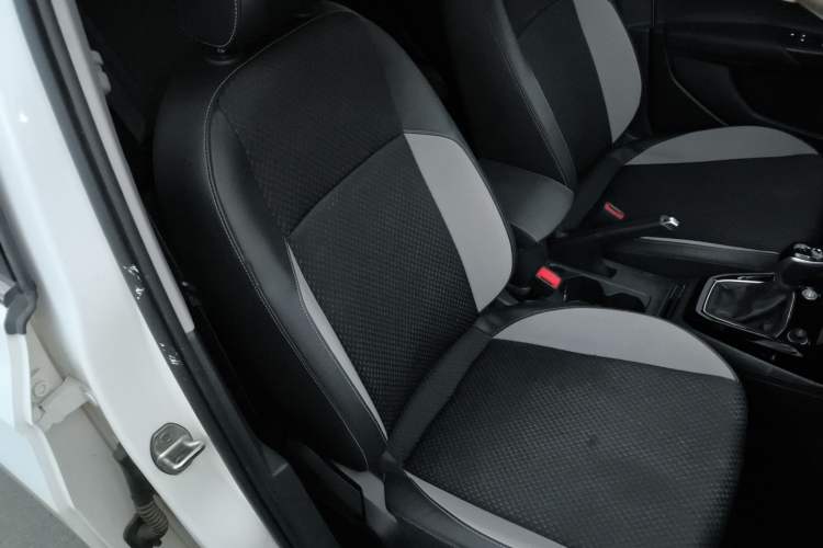 Used Volkswagen Tacqua 2021 200TSI DSG JoyConnect Edition
