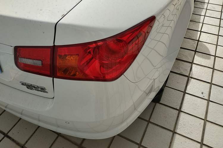 Used Roewe 350 2014 1.5L Automatic Xunyue Version
