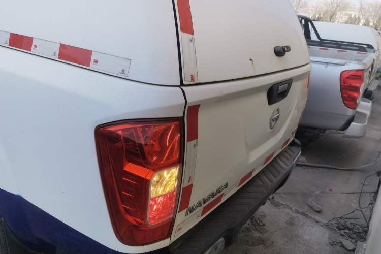 Used Nissan Navara 2019 2.5L Manual Two-Wheel Drive Comfort Version China VI QR25