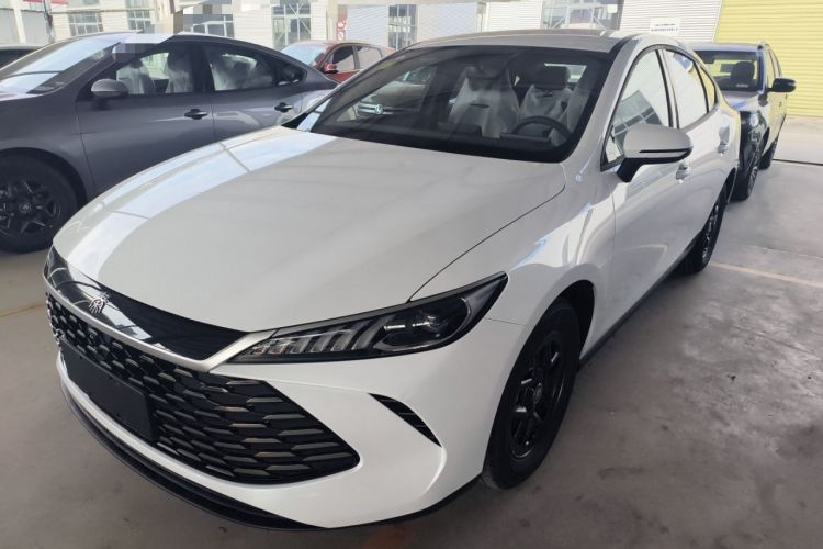 Used BYD Qin PLUS 2025 DM-i Smart Drive 55KM Leading Model
