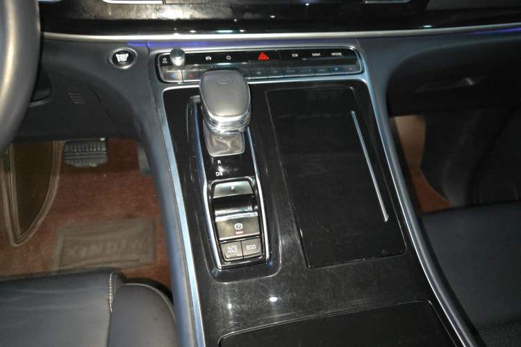 Used GAC Trumpchi M8 2023 Master Series 390T Prestige Edition
