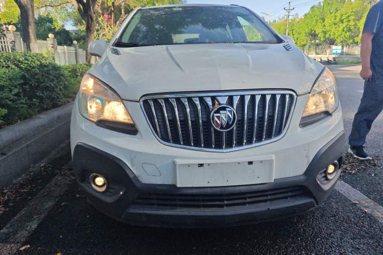 Used Buick Encore 2015 1.4T Automatic Two-Wheel Drive Urban Elite Version
