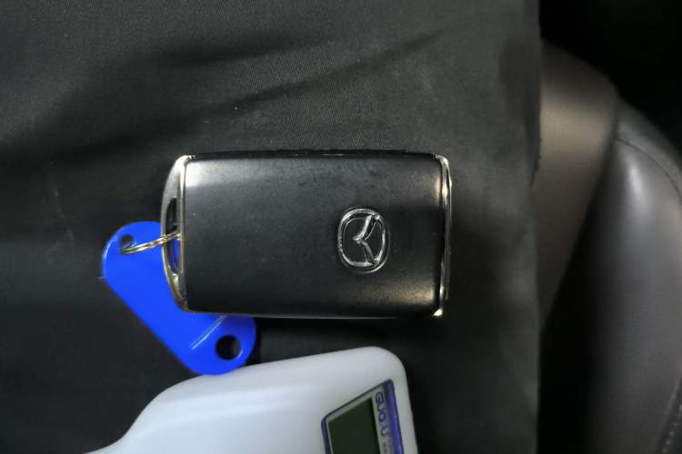 Used Mazda Mazda 3 Axela 2021 2.0L Automatic ZhiZun Edition
