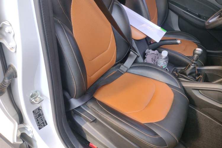 Used Wuling Hongguang S3 2019 1.5L Manual Comfort Model China VI Standard