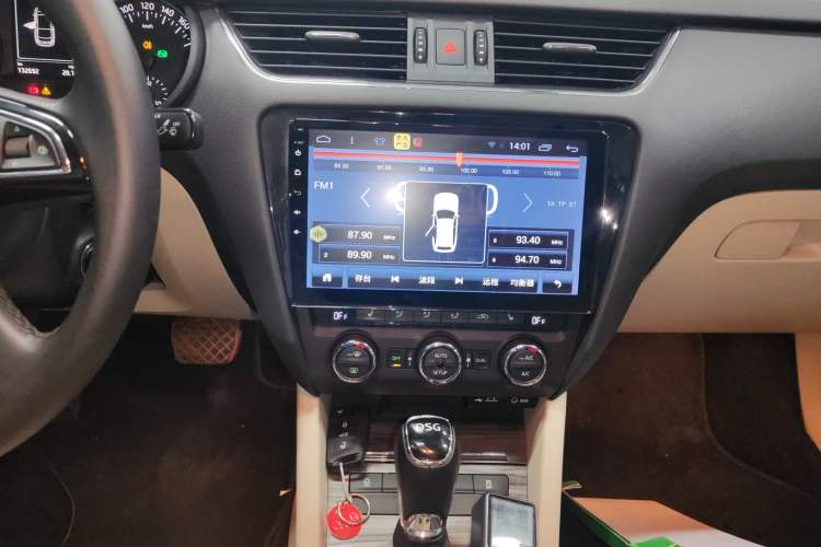 Used Skoda Octavia 2015 1.4TSI DSG Yijun Edition
