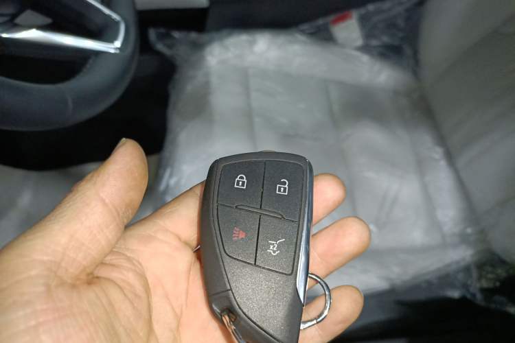 Used Buick Envision 2025 Encore Plus Four-Wheel Drive Avenir
