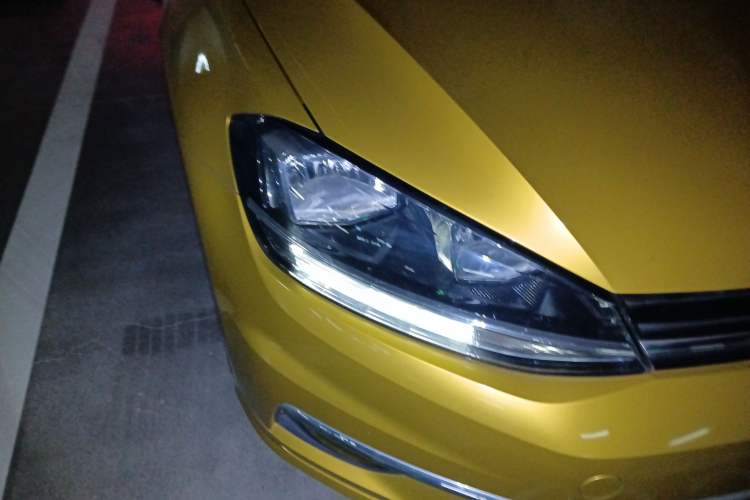 Used Volkswagen Golf 2018 230TSI Automatic Luxury Version
