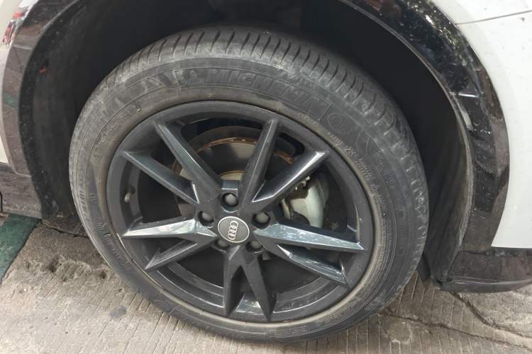 Used Audi Q2L 2021 35 TFSI Progressive Dynamic Edition