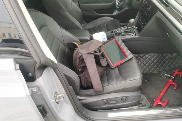 Used Volkswagen FAW-Volkswagen CC 2024 380TSI Striking Edition
