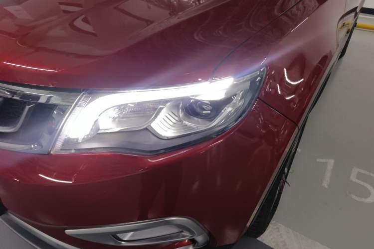 Used Geely Auto Emgrand X7 Sport 2016 1.8TD Automatic ZhiZun Version
