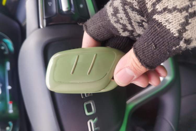 Used Roewe i5 2021 1.5L CVT Diamond Edition
