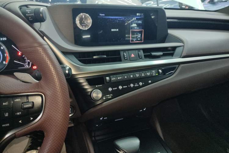 Used Lexus ES 2020 200 Excellence Edition