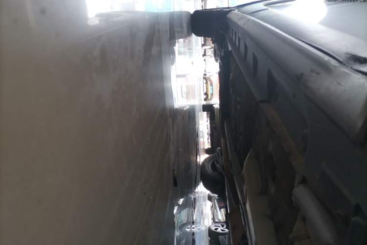 Used Toyota YARiS L 2020 X-Trail X 1.5L CVT Luxury Edition
