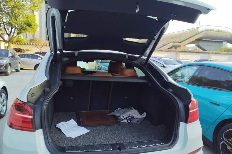 Used BMW X4 2014 xDrive35i M Sport model
