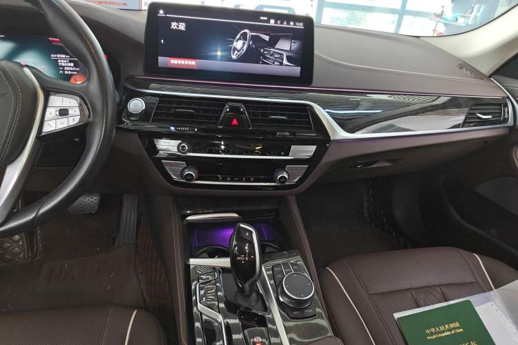 Used BMW 5 Series 2022 Second Facelift 525Li Luxury Package