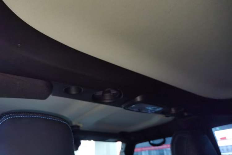 Used BAIC Off-Road BJ40 2023 2.0T Automatic Four-Wheel Drive Urban Hunter Edition Chivalrous Type
