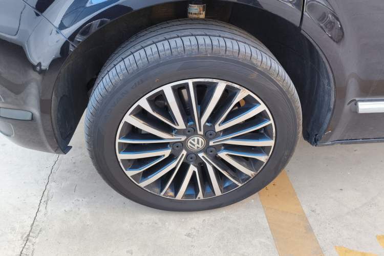 Used Volkswagen Multivan 2018 2.0 TSI 4x4 Prestige Edition 7-Seater
