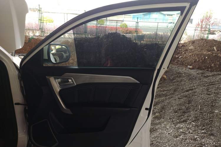 Used Geely Auto Vision X6 2016 1.8L Manual Luxury Edition
