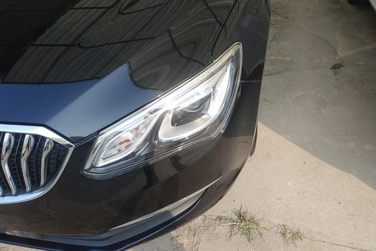 Used Buick GT 2015 15N Automatic Elite Version
