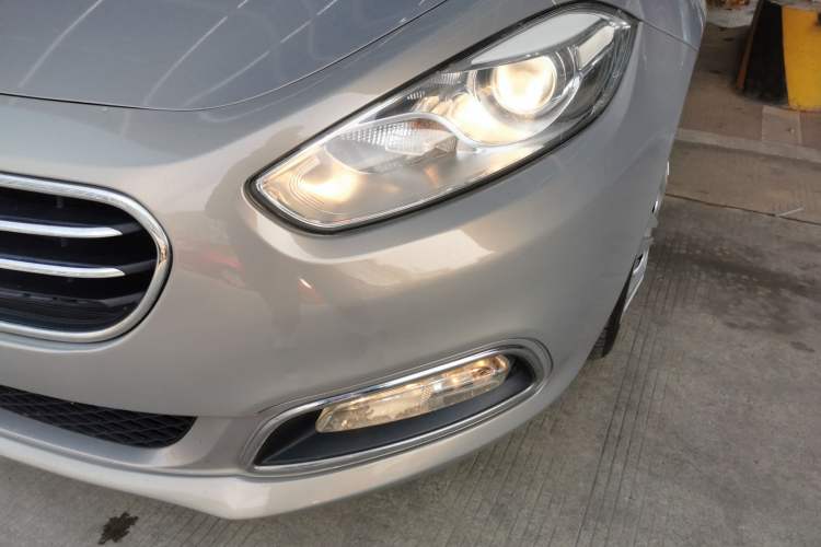 Used Fiat Viaggio 2012 1.4T Automatic Enjoyment Edition
