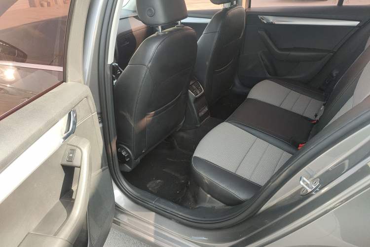 Used Skoda Octavia 2017 1.6L Automatic Chuanxing Edition