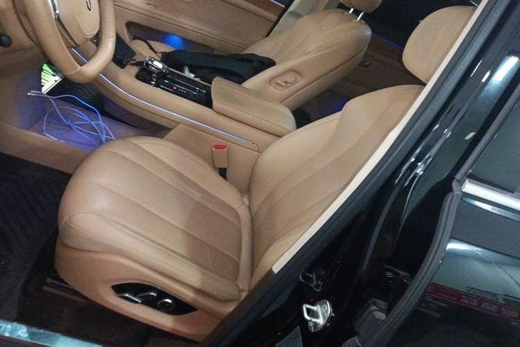 Used Hima AITO M7 2024 1.5T Intelligent Driving 4WD Max Edition 5 Seats
